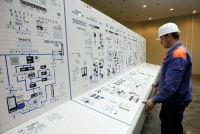 Iran tạm đóng cửa nhà máy điện hạt nhân Bushehr trong 2 tháng