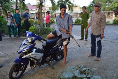 Hà Tĩnh: Mật phục, đốt xe đánh nghi can trộm chó trọng thương