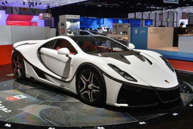 Vẻ đẹp mê hoặc của siêu xe GTA Spano thế hệ mới