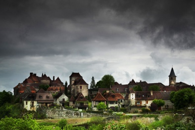 Bí ẩn kinh hoàng quanh những ngôi làng 'ma ám'