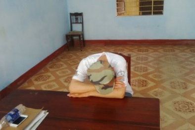 Đâm chết người vì tưởng bị ‘nhìn đểu’ trong quán bar