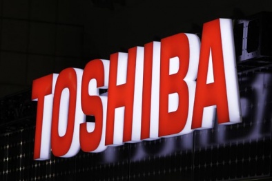 Laptop giá rẻ Toshiba cấu hình ấn tượng đầu năm 2015