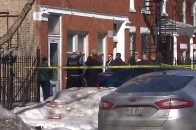 Mẹ cắt cổ con gái vì khóc quá nhiều