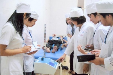 Hàn Quốc hỗ trợ trên 12 tỉ đồng NCCL đào tạo vật lí trị liệu