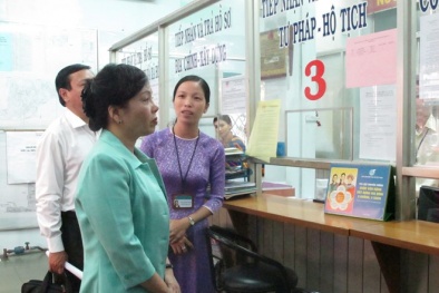 Người dân không nhiệt tình mua BHYT mới: Bộ trưởng Bộ Y tế nói gì?