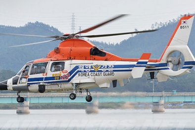 Trực thăng lao xuống biển ở Hàn Quốc, 4 người mất tích