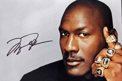 Giải nghệ 10 năm, Michael Jordan vẫn là 'vua'