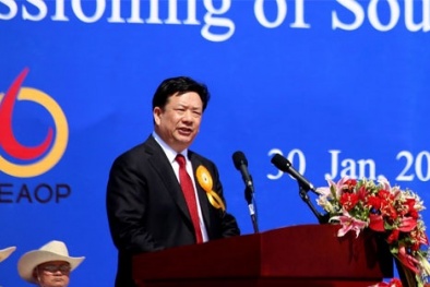 Sếp lớn ngành dầu khí Trung Quốc sa lưới 'Đả hổ diệt ruồi' 