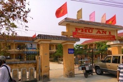 Điều tra cô giáo đánh bạn đồng nghiệp trước toàn trường