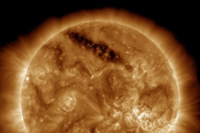 Tìm hiểu những ảnh hưởng của bão mặt trời đối với Trái Đất