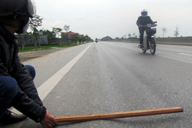 Nghệ An: Một đoạn quốc lộ nghìn tỷ sụt lún vì nắng nóng