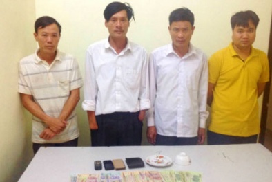 Khởi tố đại biểu HĐND xã xóc đĩa ăn tiền tại nhà 