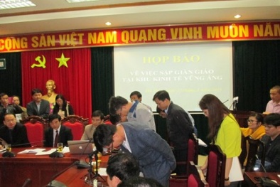 Vụ sập giàn giáo: Giám đốc Hàn Quốc cúi đầu xin lỗi