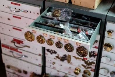 Thu mua phế liệu cũ, thợ xây thành tỷ phú sau một đêm 