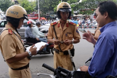 TPHCM sắp gắn camera lên mũ CSGT?!
