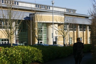 Hết hạn tù, tù nhân trộm cướp vẫn xin ở lại 