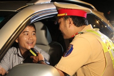 Phạt tù lái xe say rượu: Còn lái xe ‘say’ ma túy thì sao?