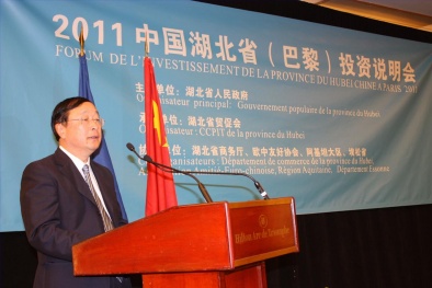 Quan lớn Trung Quốc tại Pháp dính nghi án nhận hối lộ