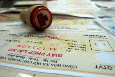 Trưởng công  xã bị bắt vì cấp giấy tờ giả cho 'cô dâu Hàn'