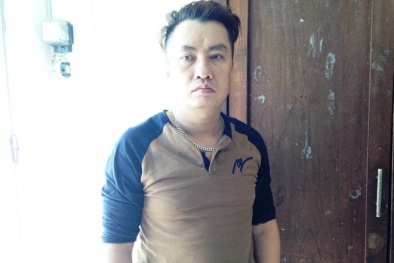 Tp.HCM: Lượn vòng quán nhậu phát danh thiếp quảng bá mại dâm