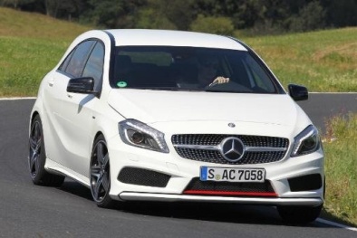 Khám phá Mercedes A250 Sport AMG thể thao, lịch lãm và đẳng cấp