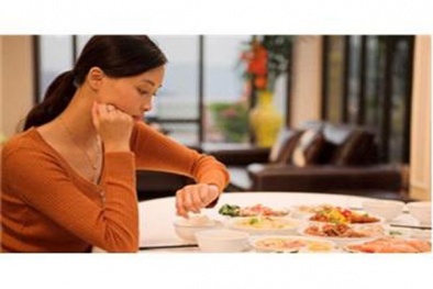 5 nguy cơ bệnh tật xuất phát từ thói quen ăn tối muộn