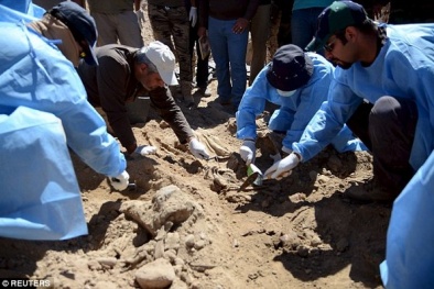 Số thi thể IS chôn trong các ngôi mộ tập thể vượt quá 3000