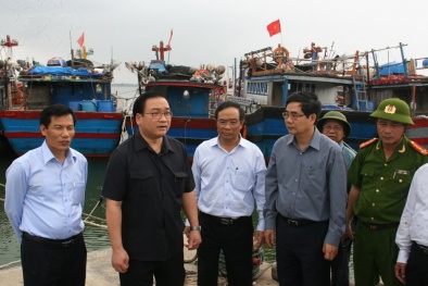 Phó Thủ tướng Hoàng Trung Hải chỉ đạo phương án ứng phó bão mạnh, siêu bão