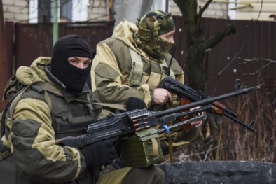 Tình hình Ukraine mới nhất: Hai bên cáo buộc lẫn nhau tăng cường chiến sự miền Đông