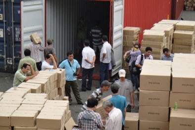 Công an TP. HCM triệt phá hàng loạt đường dây và kho hàng buôn lậu