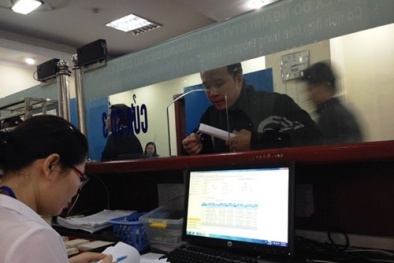 Hà Nội cấp đổi giấy phép lái xe qua mạng chỉ trong 2 giờ