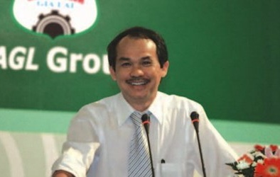 Bầu Đức nhận lương bao nhiêu mỗi tháng?