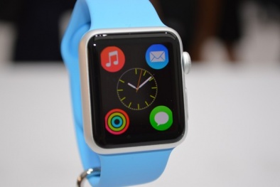 Apple Watch bán nhẵn hàng sau 6 giờ xuất xưởng