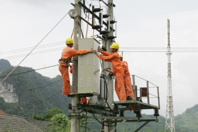 Trên 36 độ C, Hà Nội nghiêm cấm cắt điện