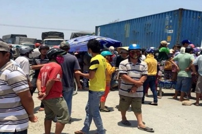 Vụ dân bức xúc chặn quốc lộ 1A : Phó Thủ tướng chỉ đạo khắc phục