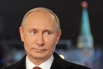 Tổng thống Nga Vladimir Putin ‘nghèo’ hơn cấp dưới