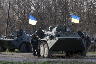 Tình hình Ukraine mới nhất: Xung đột leo thang sau khi lính dù Mỹ đến Ukraine