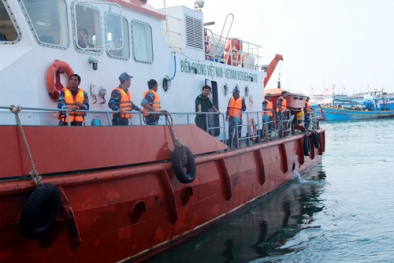 Vụ máy bay rơi: Số phận hai phi công mất tích vẫn còn bỏ ngỏ