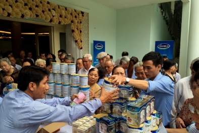 1.000 người cao tuổi TP. Hồ Chí Minh và Long An được tư vấn chăm sóc sức khỏe