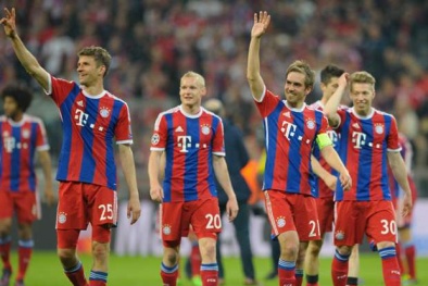 Bayern Munich vô địch sớm Bundesliga gửi lời thách thức tới Barcelona