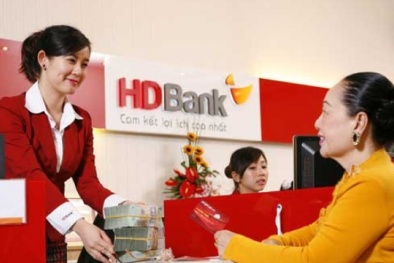 Sáp nhập hàng loạt ngân hàng: Quyền lợi của người gửi tiền ra sao?