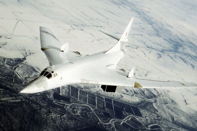 Nga quyết tận dụng máy bay oanh tạc huyền thoại ‘Thiên Nga Trắng’ Tu-160