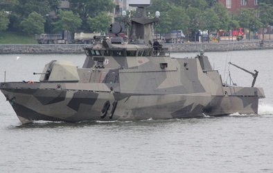 Nghi tàu ngầm Nga, Phần Lan bắn bom cảnh cáo