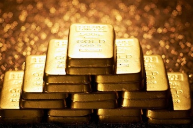 Giá vàng hôm nay ngày 1/5/2015: Vàng và đô la cùng suy yếu