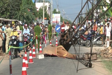 Lái xe cẩu đè chết 3 mẹ con có nhiều sai phạm