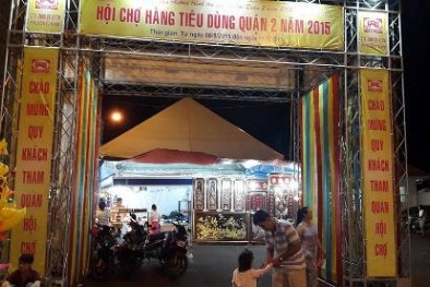 Chuyện lạ: Chính quyền chặn đường để bán hội chợ…vì dân nghèo