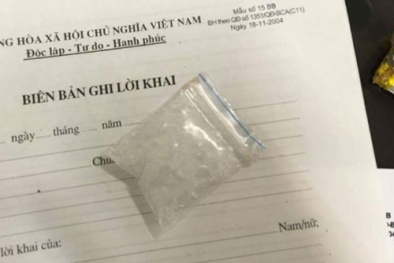 Khống chế đối tượng nuốt ma túy đá để qua mặt 141