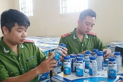 Bắt lô sữa lậu trị giá cả tỷ đồng 'không được bán ở Việt Nam'