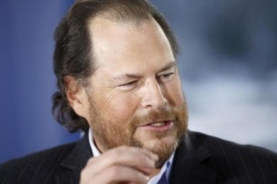 CEO Salesforce: 'Nam nữ phải được trả lương công bằng'