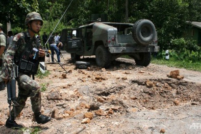 Đánh bom hàng loạt ở Thái Lan, 18 người bị thương